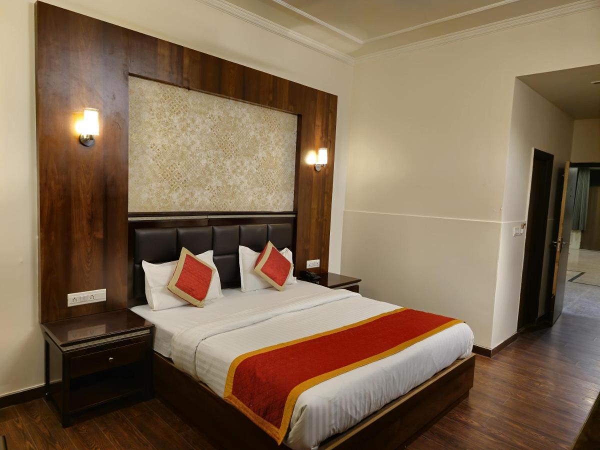 Hotel Prime Safari Jaipur Luaran gambar
